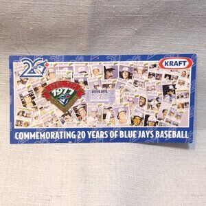 *** BLUE JAYS *** 49 yr old Collector Pin 1977 vs Chicago